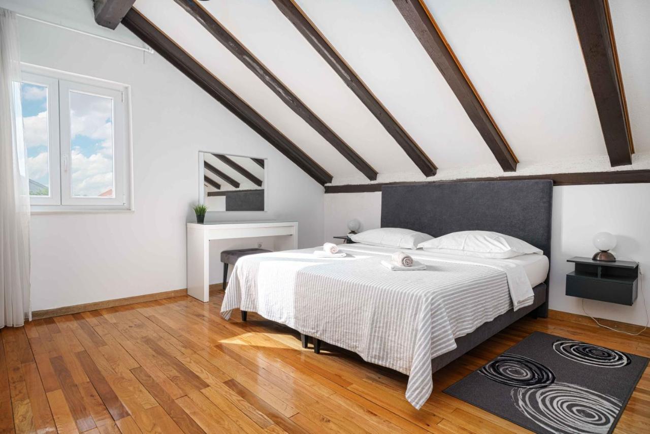Apartments Micin Vodice Extérieur photo